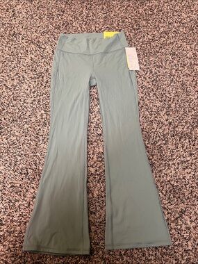 All In Motion Everyday Soft Girls Flare Leggings Sage Green Size 6/7 | NWT